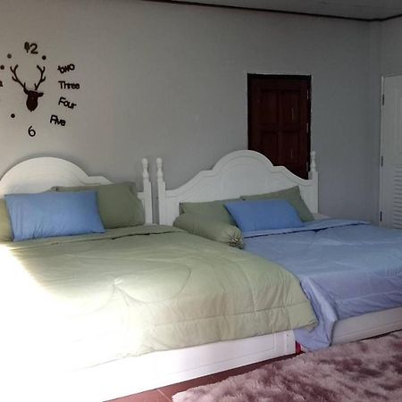 Reindeer House Wat Chedi 4 People Hotel Sichon Exterior foto