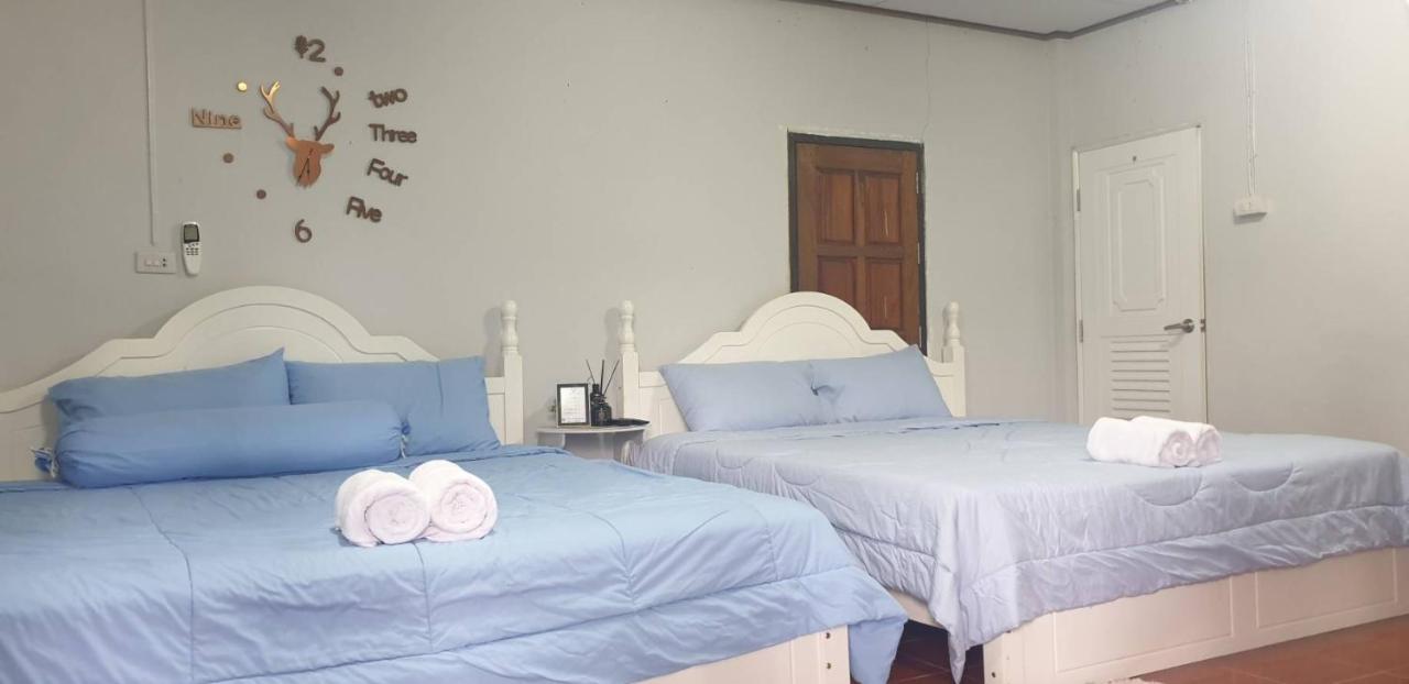 Reindeer House Wat Chedi 4 People Hotel Sichon Exterior foto